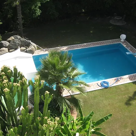 Waterfall Villa Marbellac